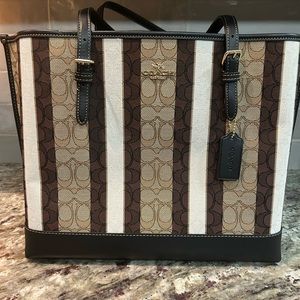 Coach tote new without tags